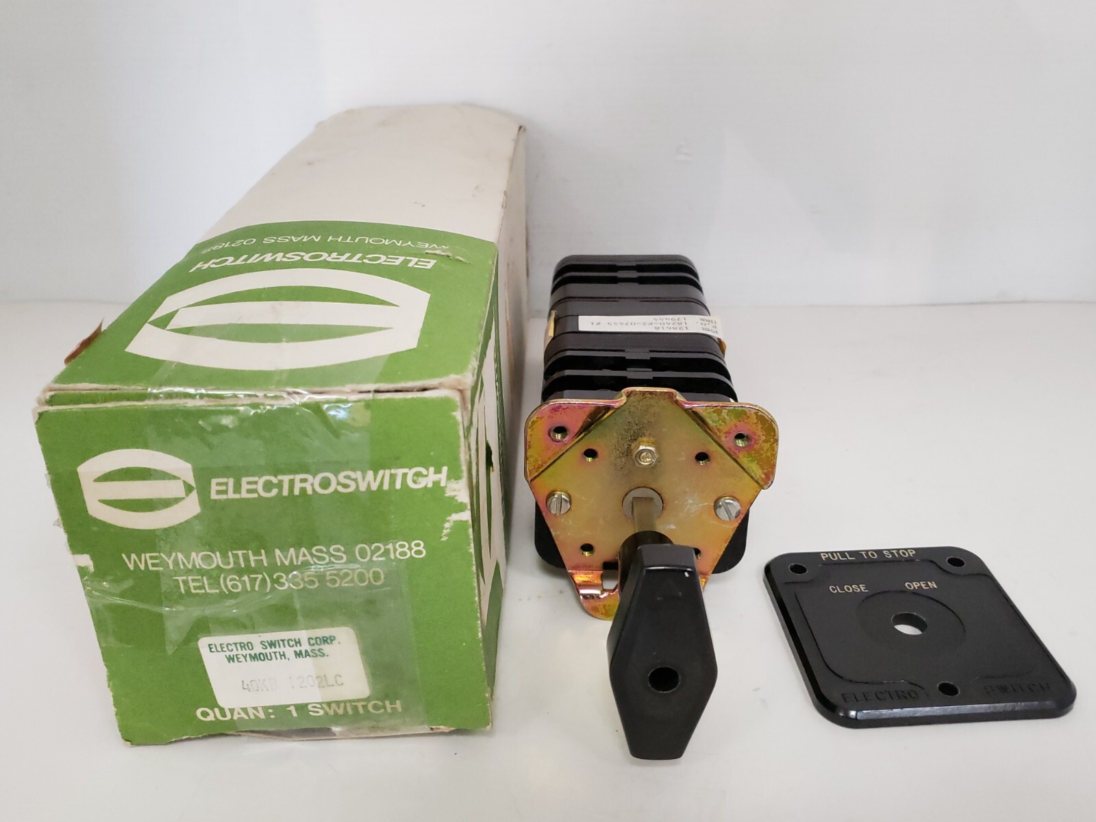 ELECTROSWITCH 40KB 1202LC ROTARY CAM SWITCH 32A 600VAC NIB