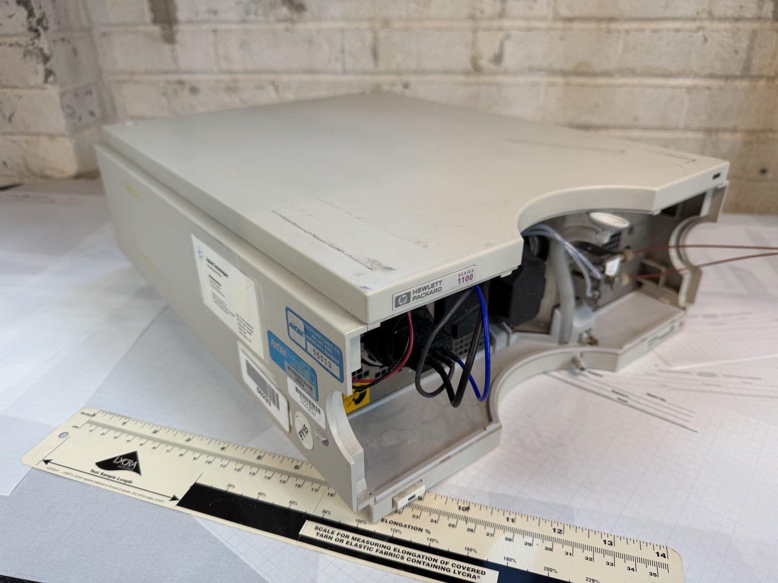 HP Agilent 1100 G1315A Diode Array Detector DAD S/N DE53500318 — Powers On