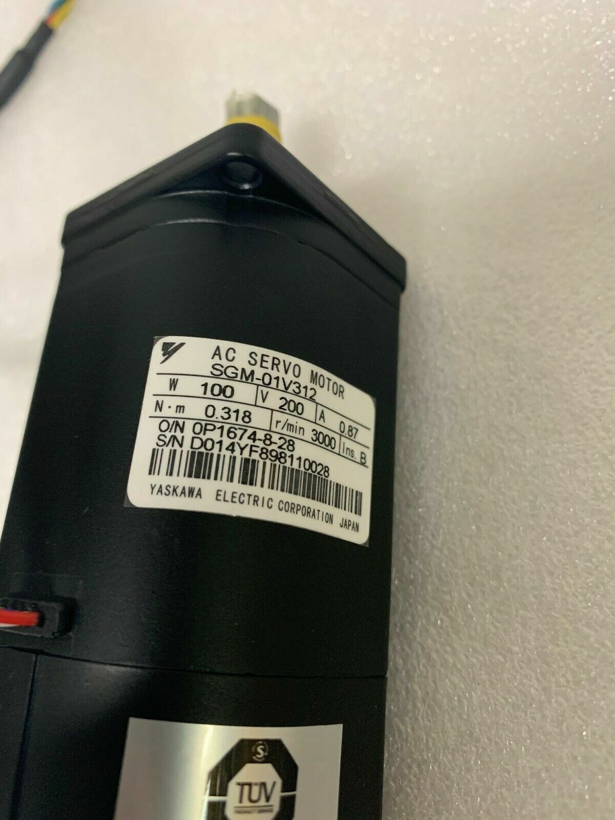 NEW AC SERVO MOTOR SGM-01V312 SGM01V312 NEW