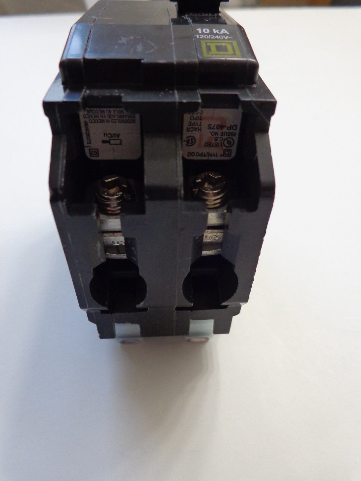 Square D QO240 2-Pole 40 Amp 120/240V Plug-In Circuit Breaker