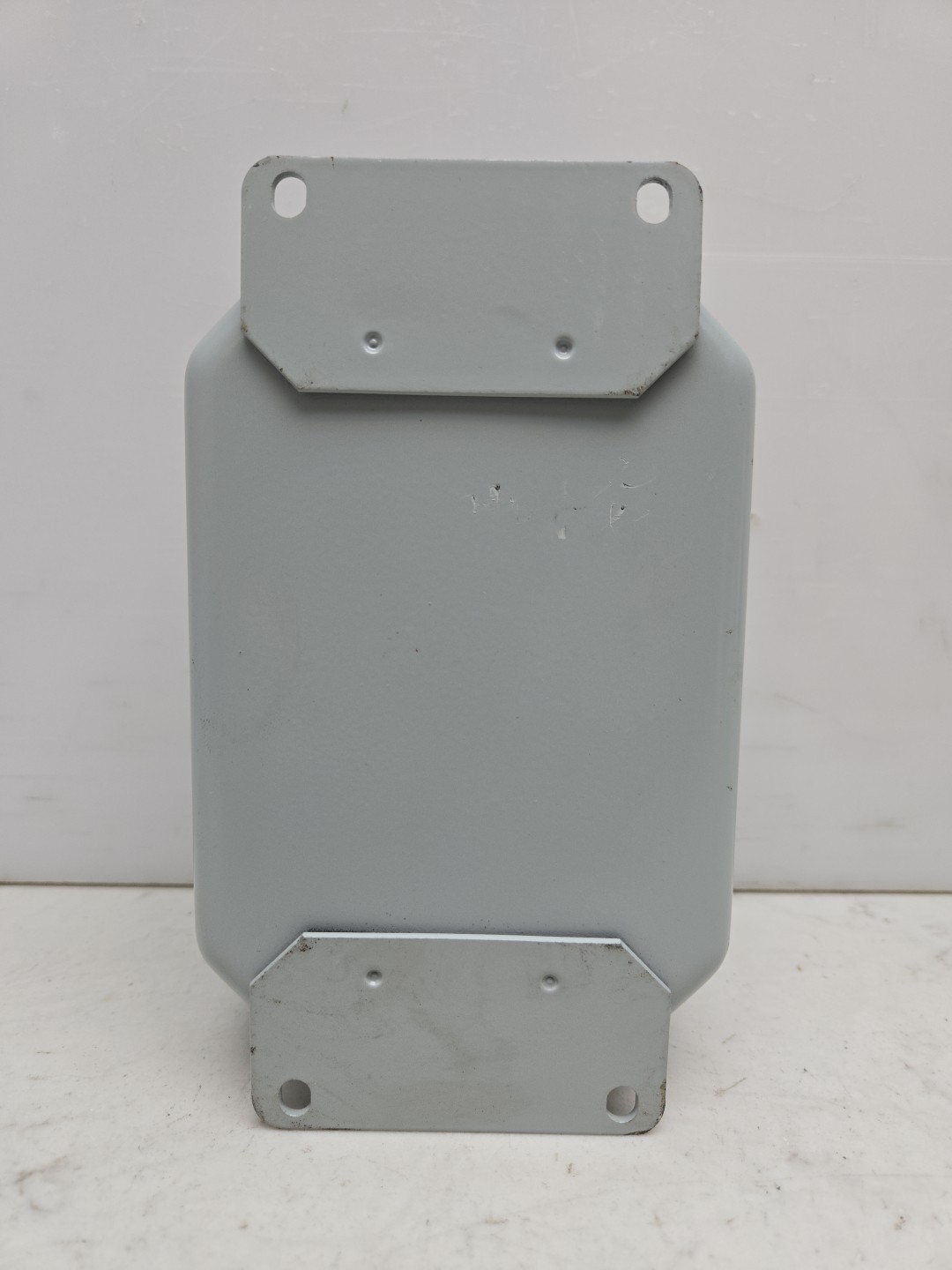 Hoffman ED2PB Push Button Enclosure 2-Hole Gray 5.75×4.00×2.75 New