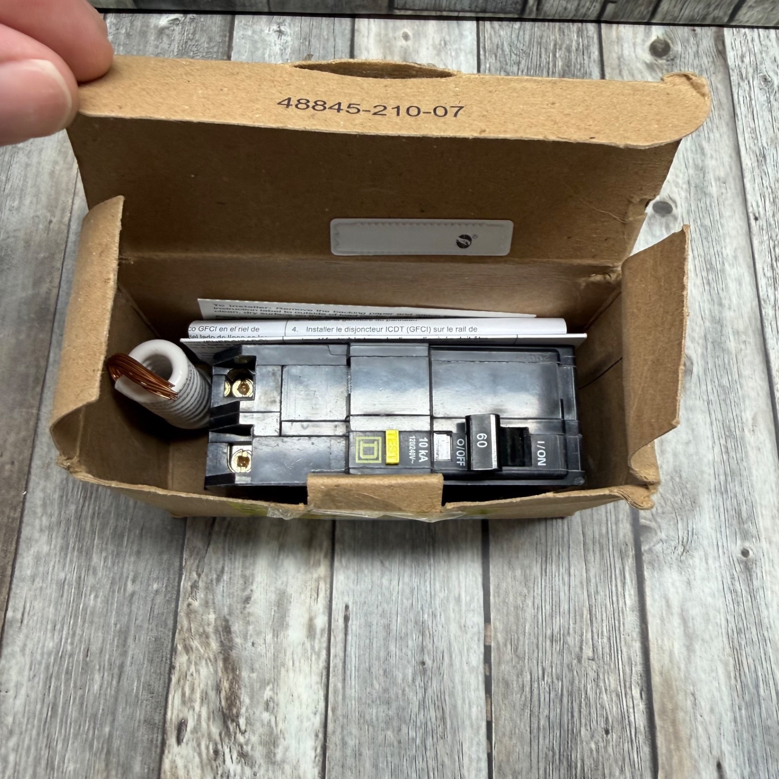 Schneider Square D QO 60-amp 2 Pole GFCI and Circuit Breaker Model #QO260GFICP