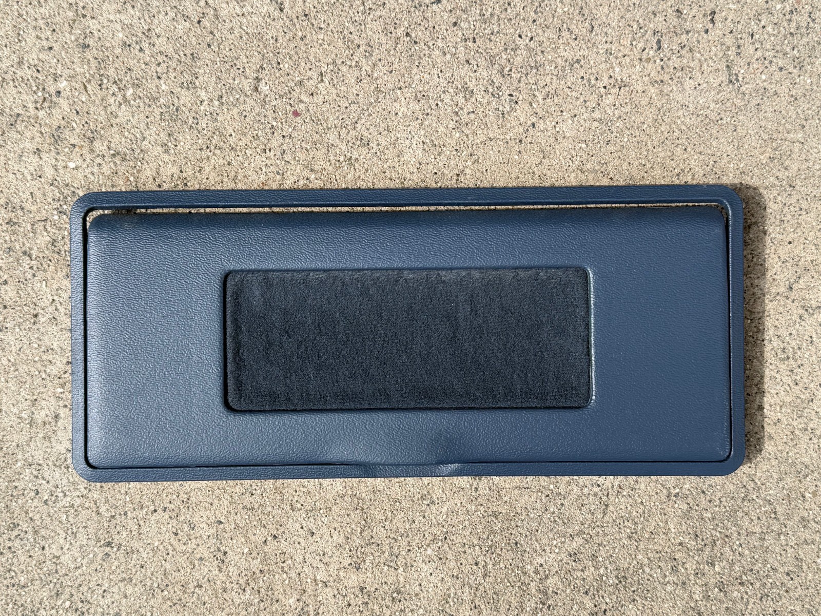 Vintage GM Sun Visor with Mirror fits 1985-1990 Cadillac Pontiac (20478007)