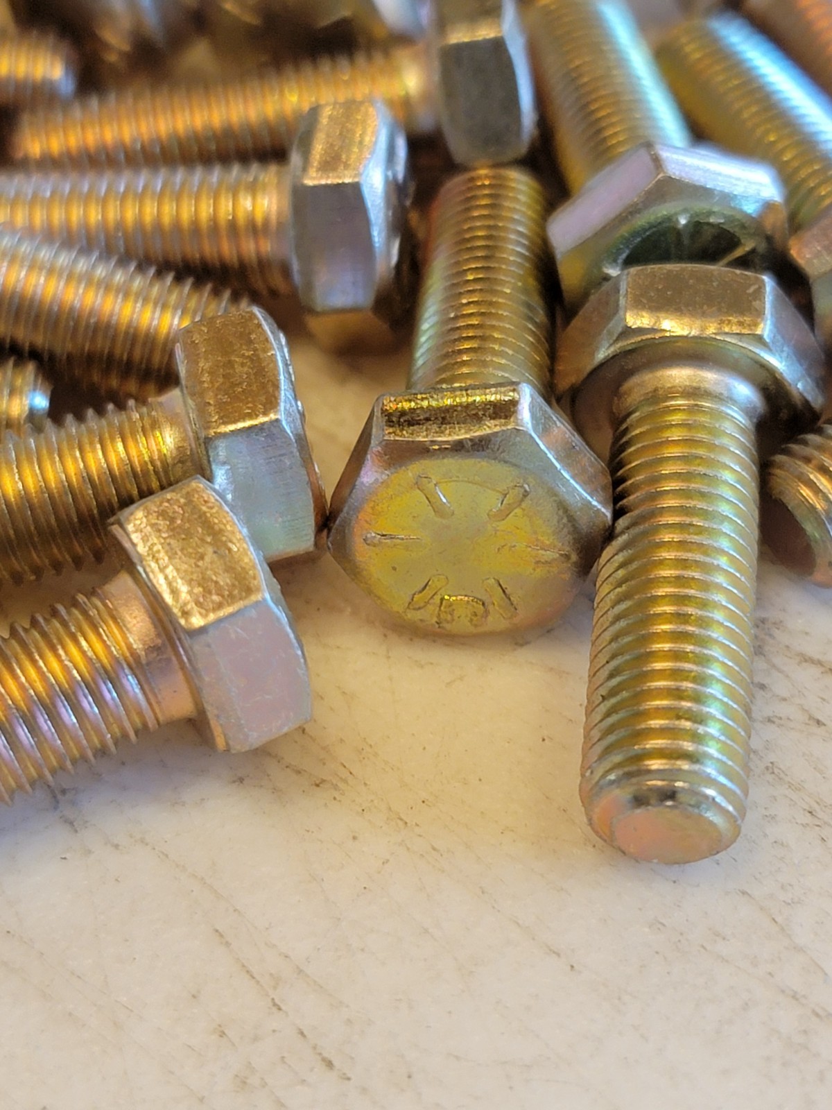 5/16″-24 x 1″ Hex Bolts Cap Screws, Grade 8, Yellow Zinc. 25pk. 10C