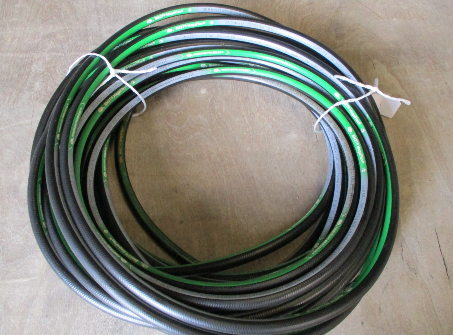 GATES HYDRAULIC HOSE 6M2T 3/8″ 25′ FEET SAE 100R16 5000 PSI