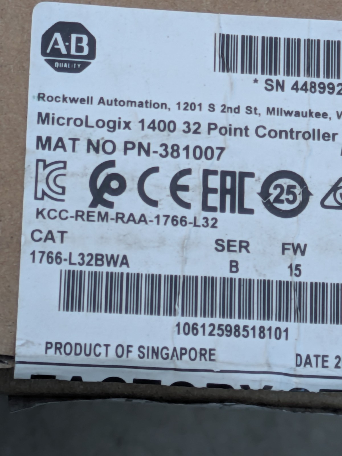 New Allen Bradley 1766-L32BWA MicroLogix1400 32 Point Controller