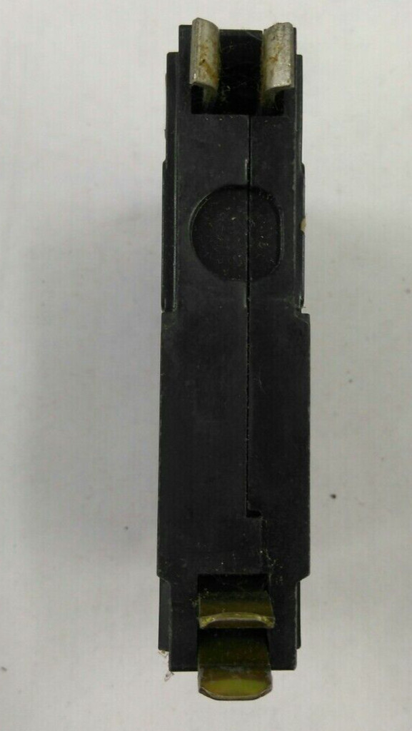 Square D /BREAKER QO120/ 1Pole /20A/ 120-240VA /10KA PLUG-IN NEW STY/USE(49C3UP