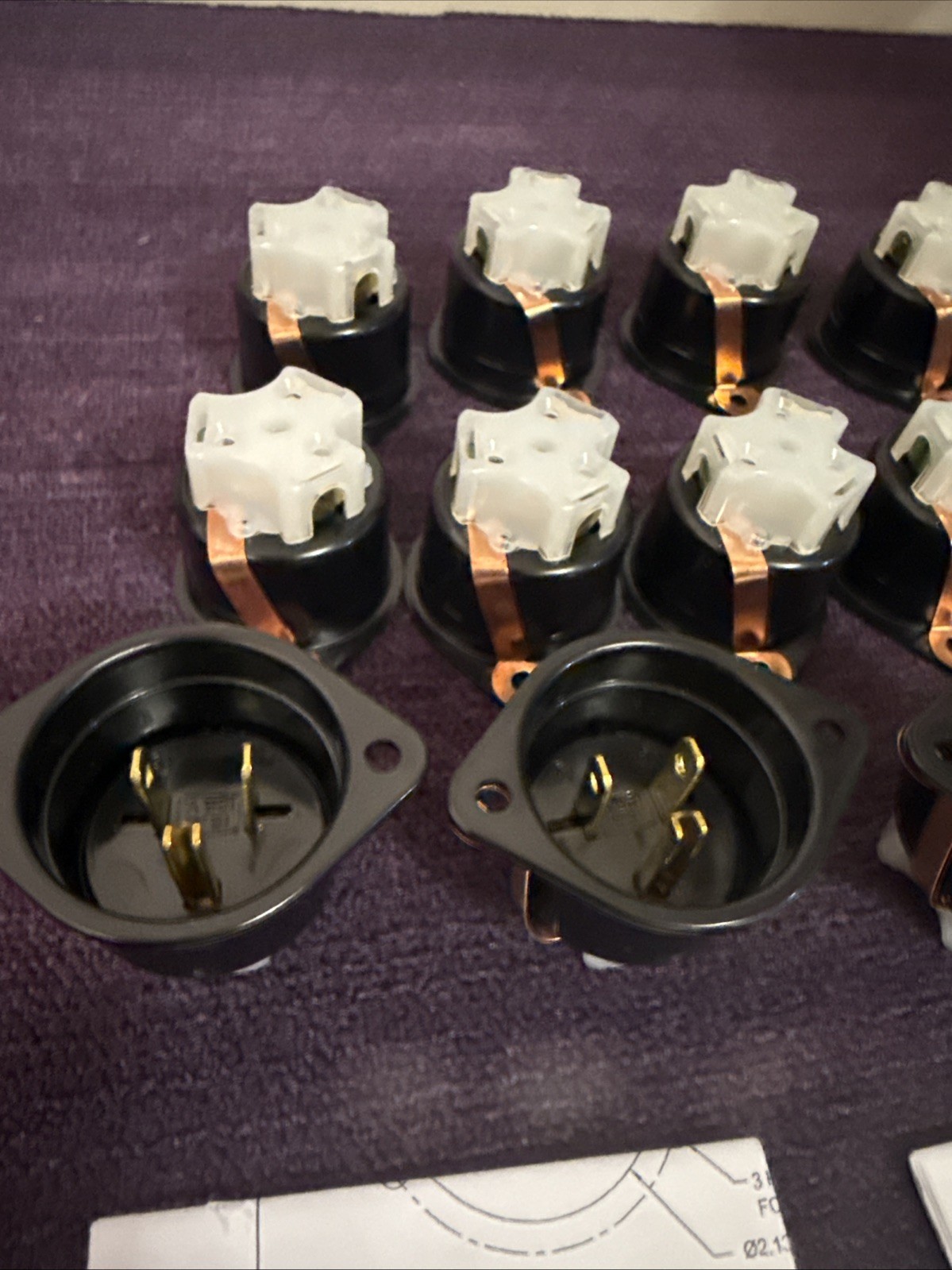 Bryant 5278G flanged equipment inlets Lot Of 16 New