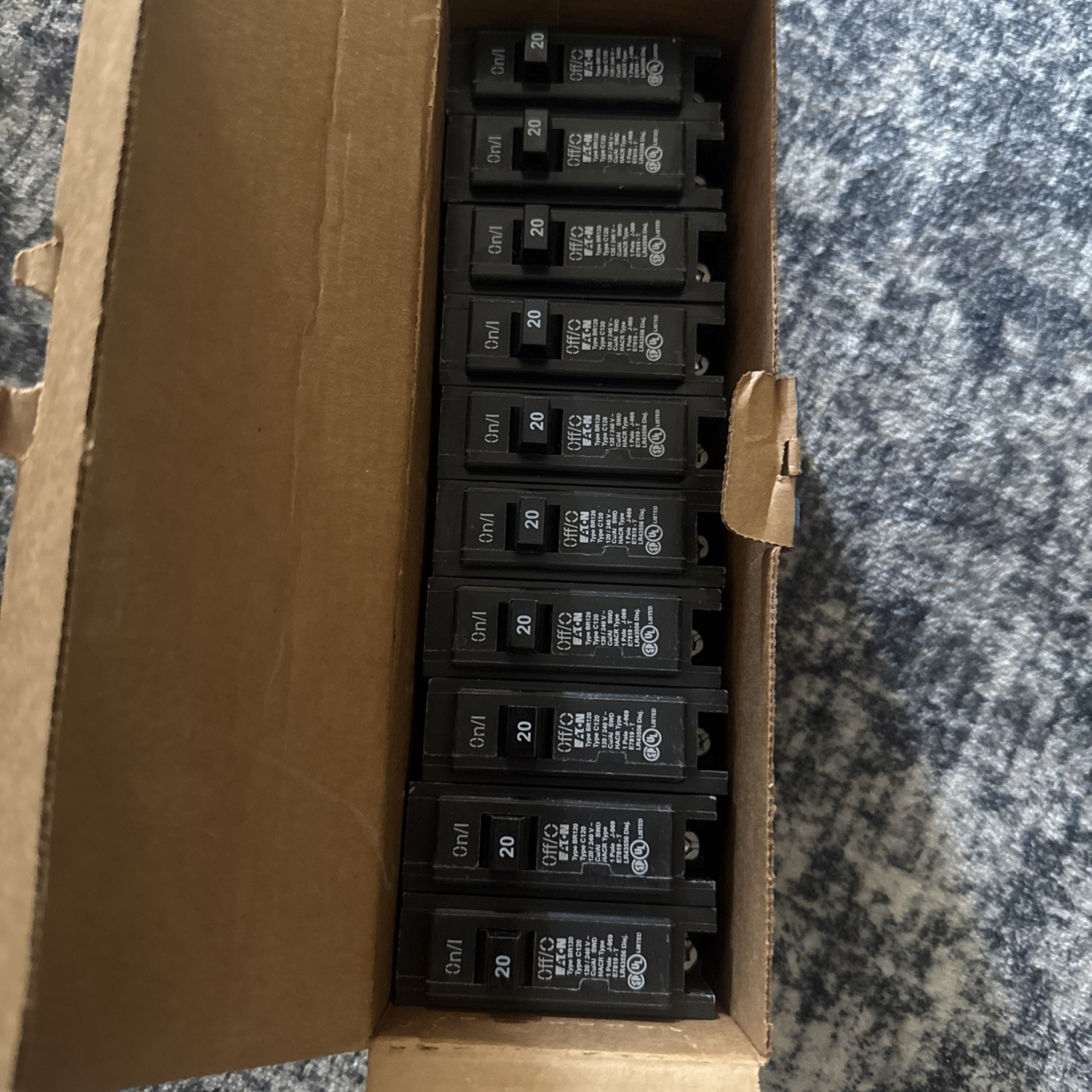 10 PCS Eaton BR120 Circuit Breaker – Black