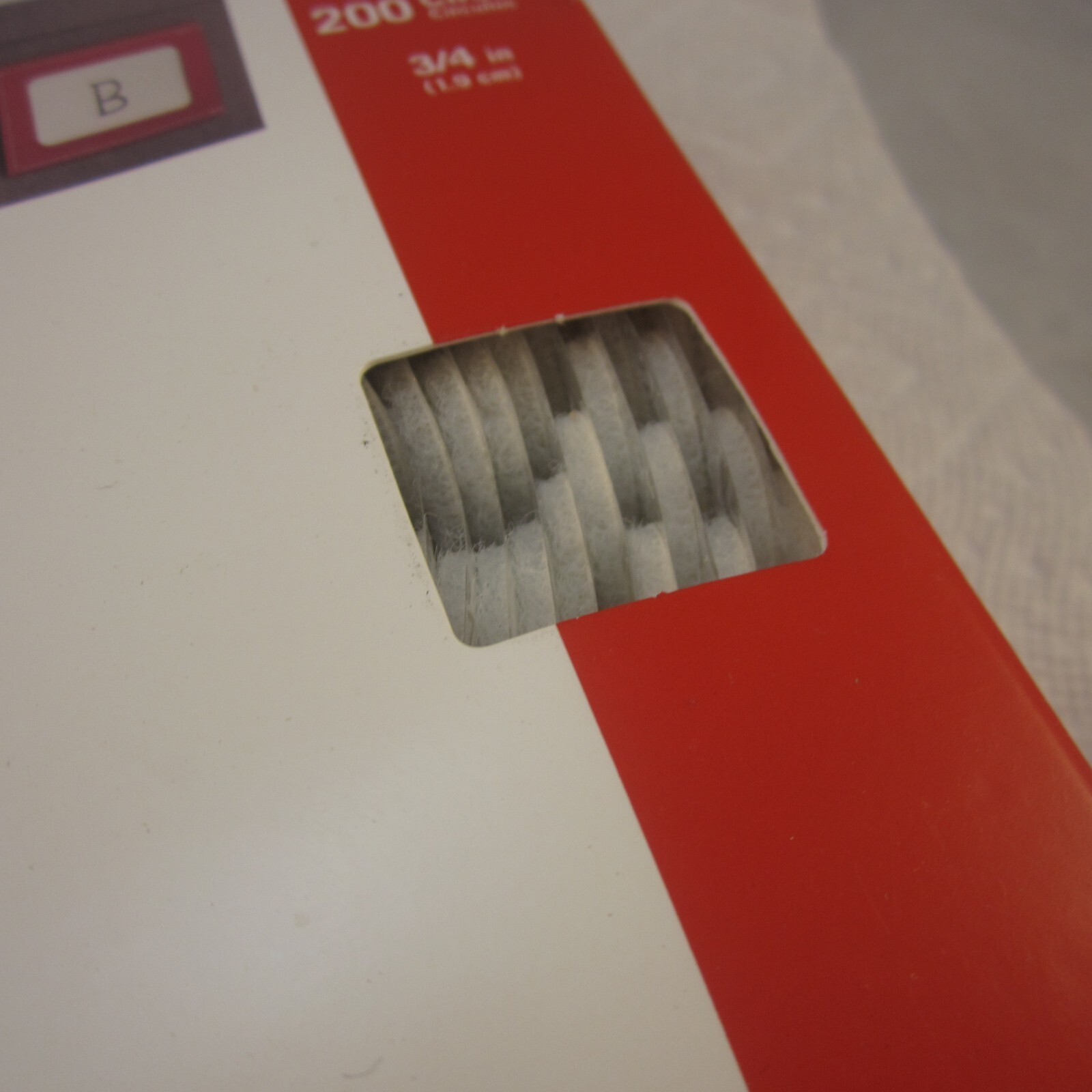 VELCRO Brand Hook and Loop Fastener Coins 3/4 Inch White Pack of 200