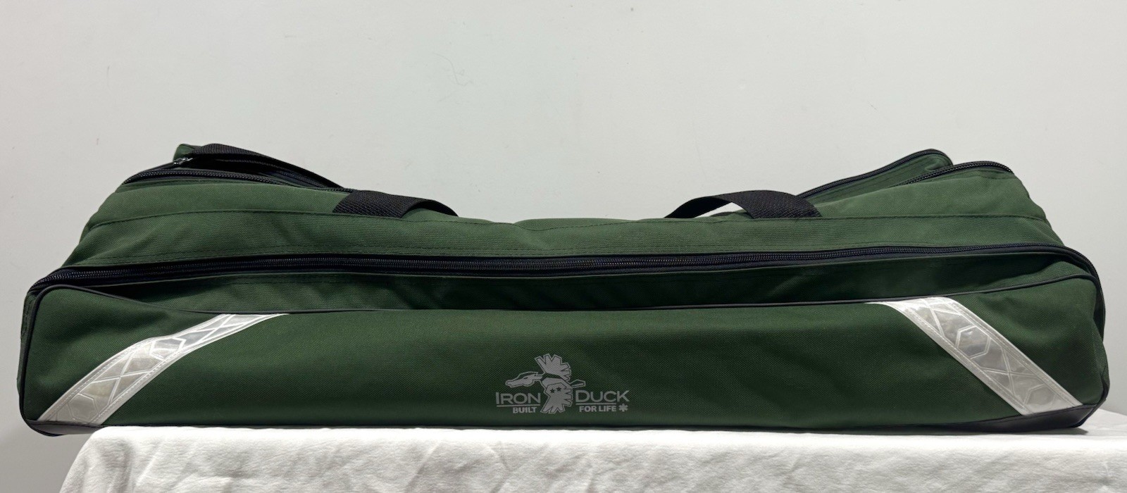 Iron Duck Oxygen Bag 36002E Shoulder Strap Green Carrying Handles NWOT