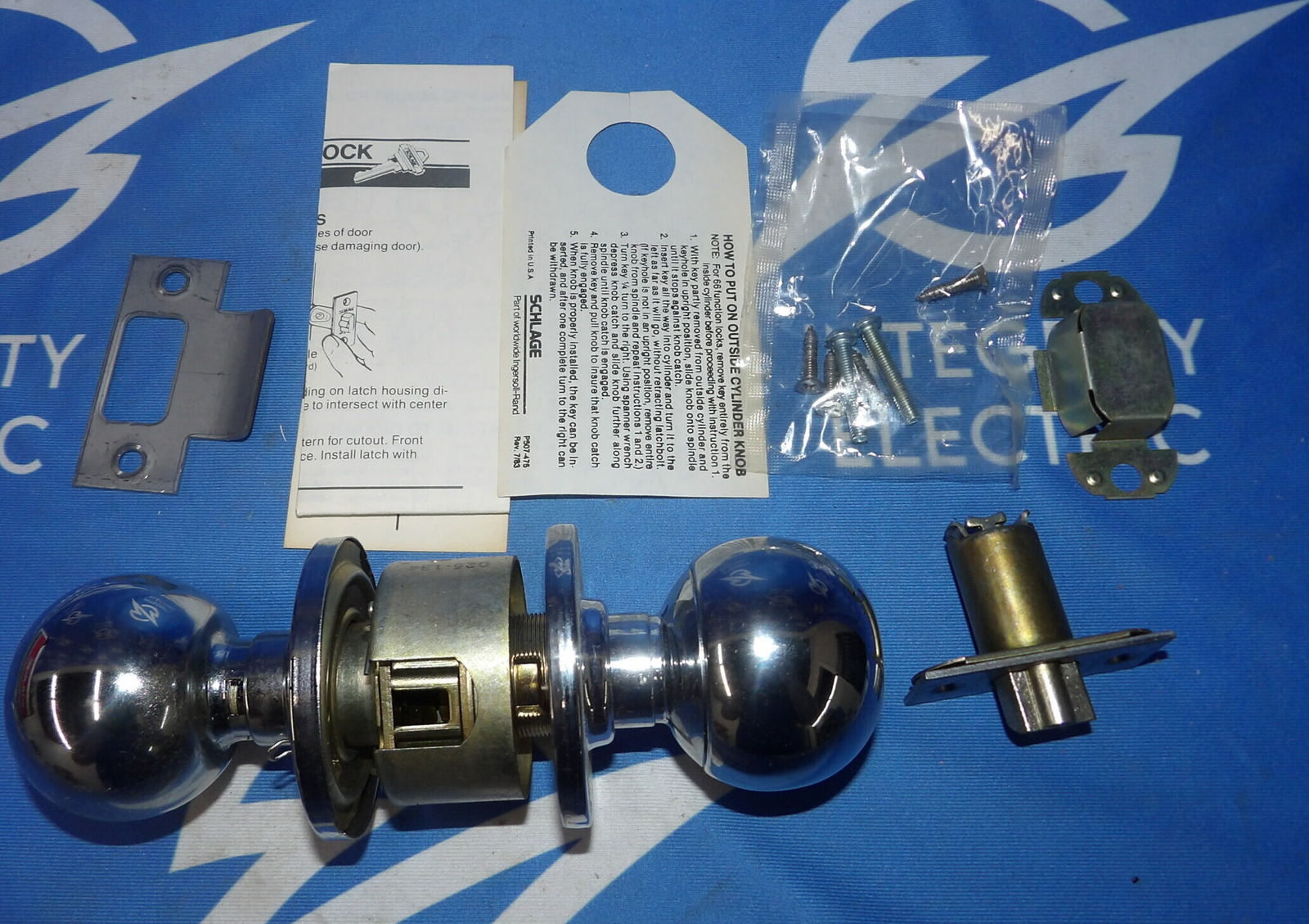 Schlage A Series A70PD-ORB-625 Orbit Style Lock Doorknob Set + 1 Year Warranty