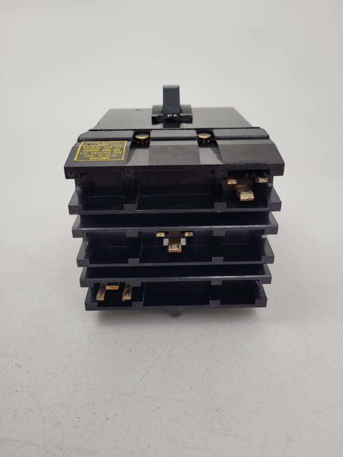 FH36015 Square D 15 Amp Circuit Breaker – Next Day Option