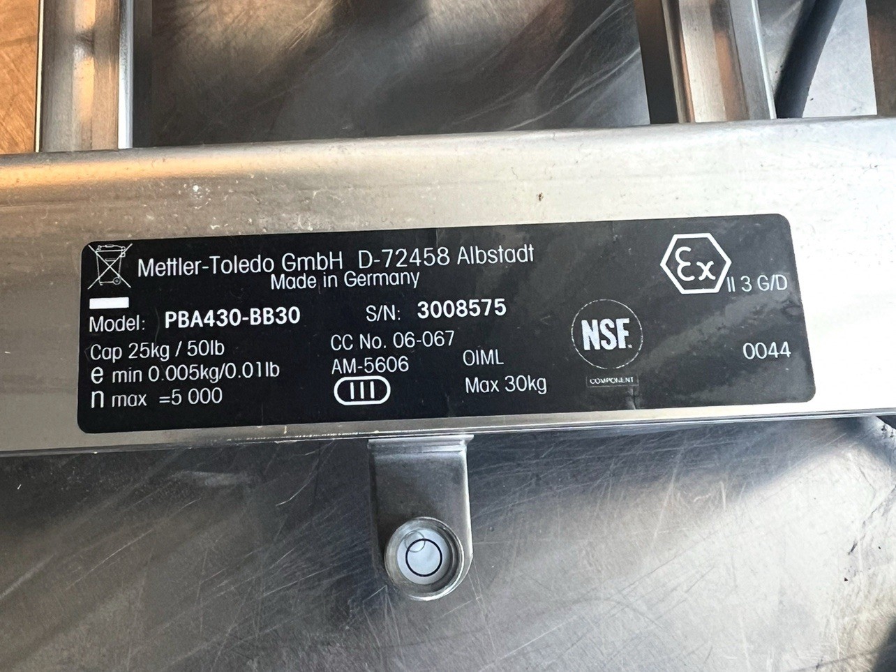 Mettler-Toledo PBA430-BB30 25kg/50lb Bench Scale w/ Panther Terminal Indicator