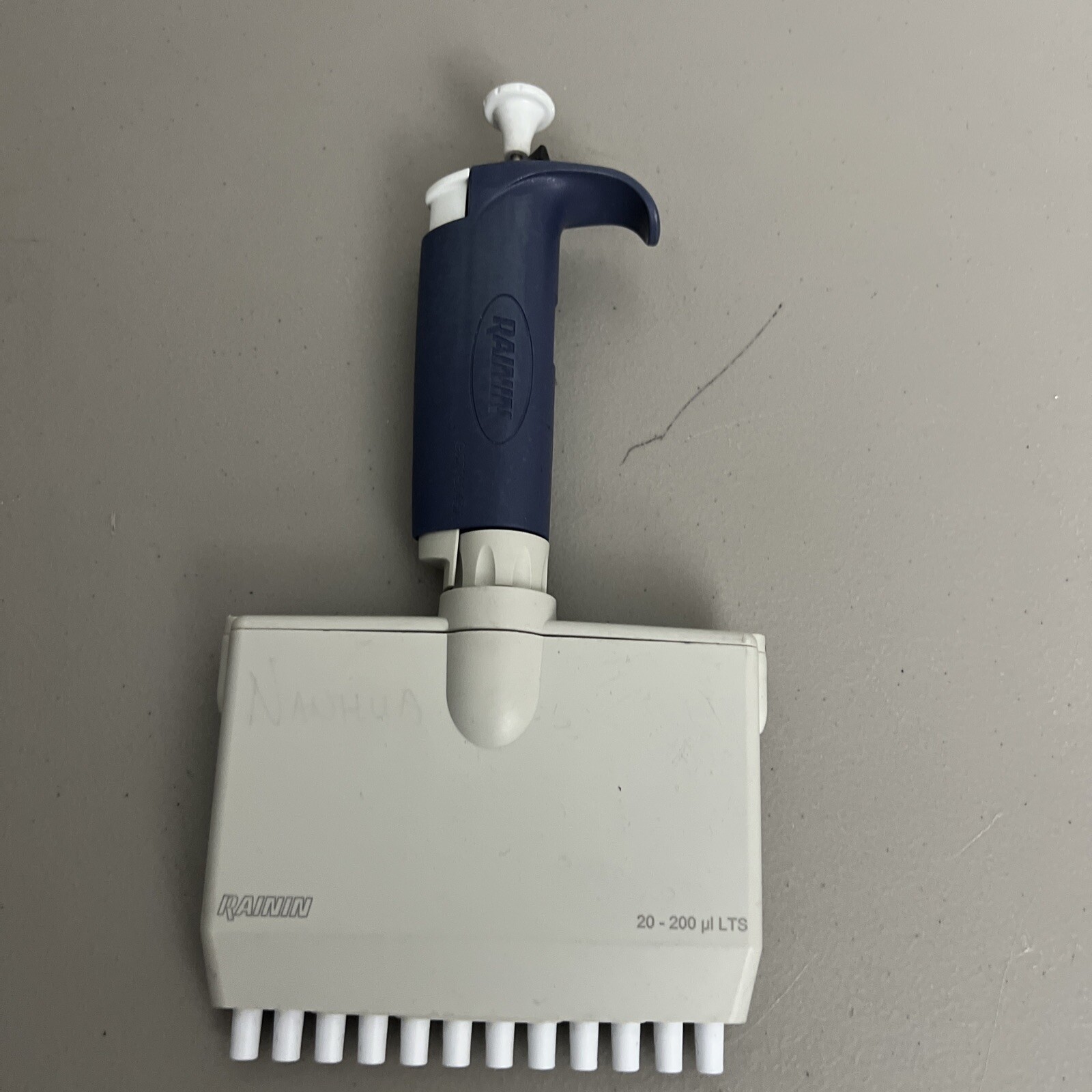 NICE Rainin Pipet-Lite 12 Channel Multichannel L200 Pipette LTS Pipetman