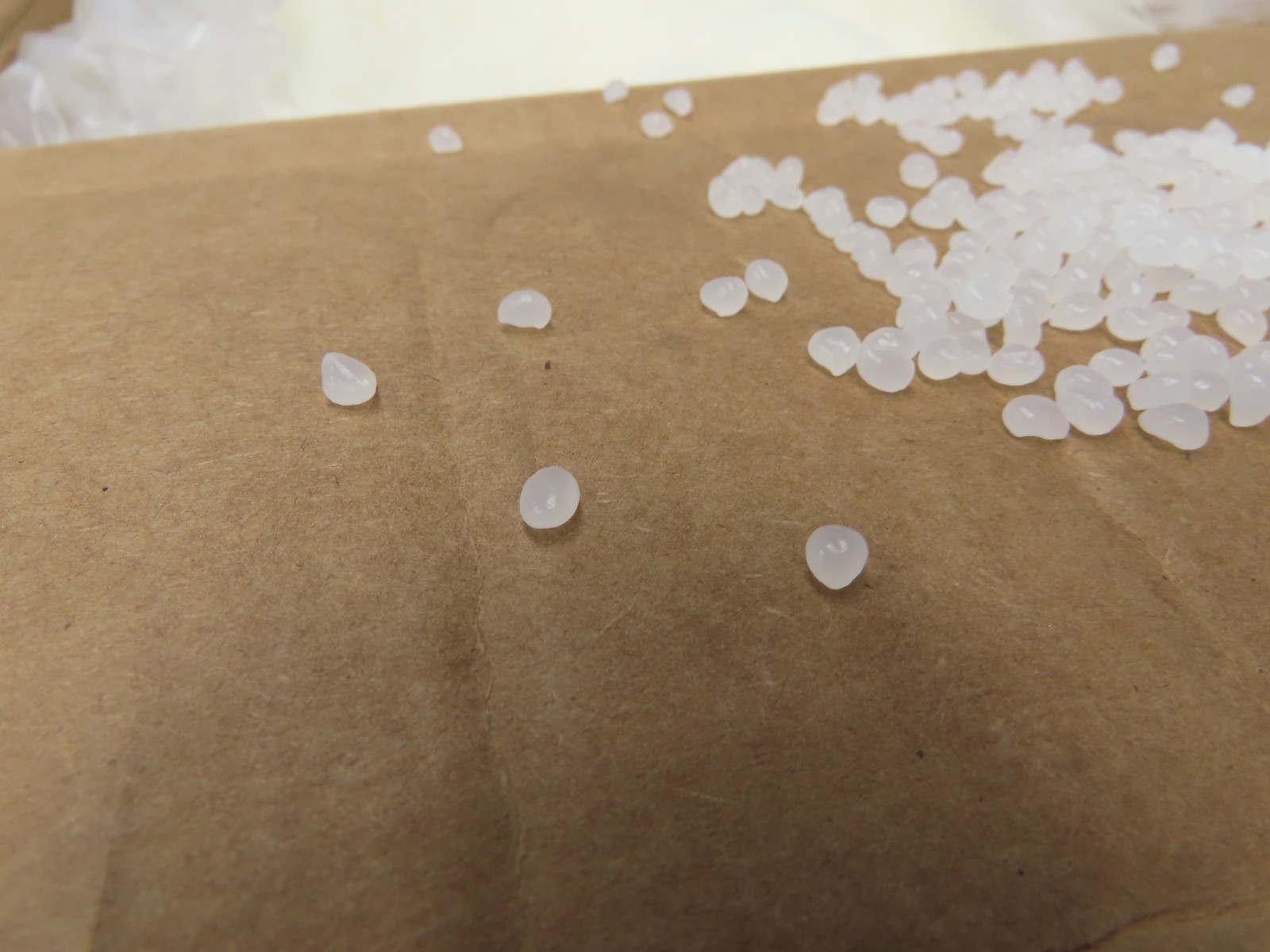 Henkel 8990 Technomelt Hot Melt Adhesive Glue 30lbs Carton BB 3/9/2026
