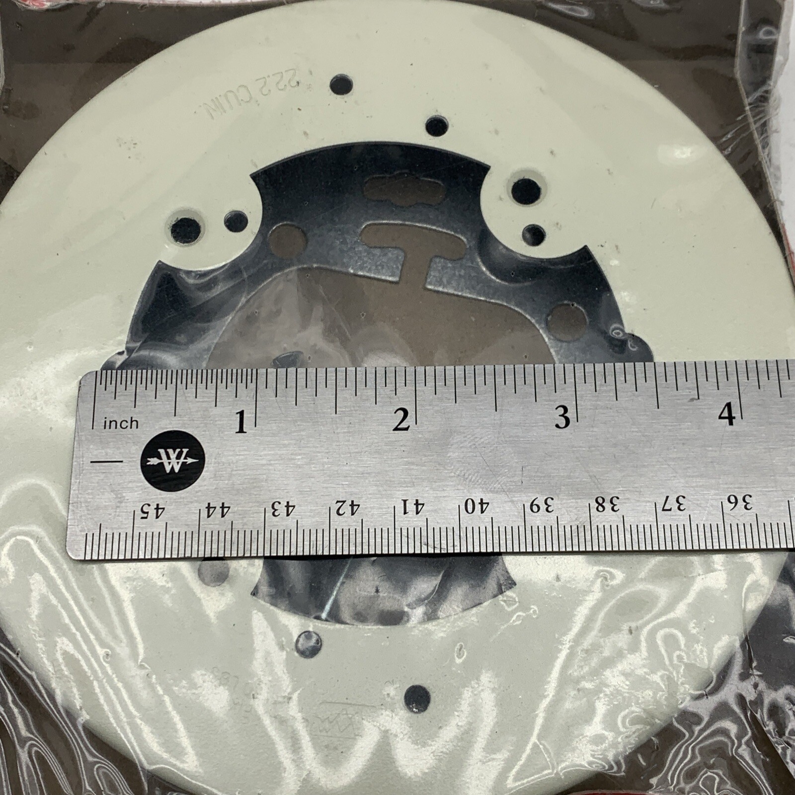 Wiremold V5737A Open Base Round Extension Box Fitting 2-Gang 5-1/2″