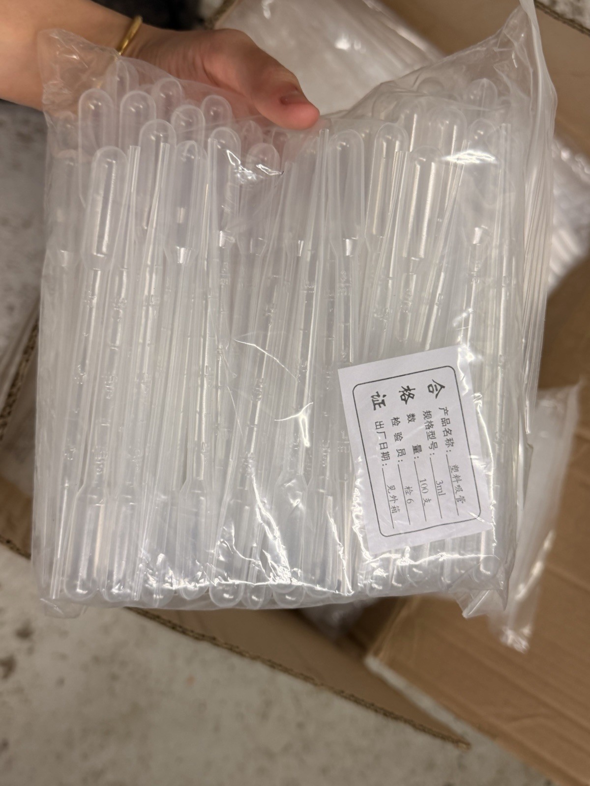 Bulk 4,600+ 3ml Graduated Transfer Pipettes for labs, oils, resin, etc.