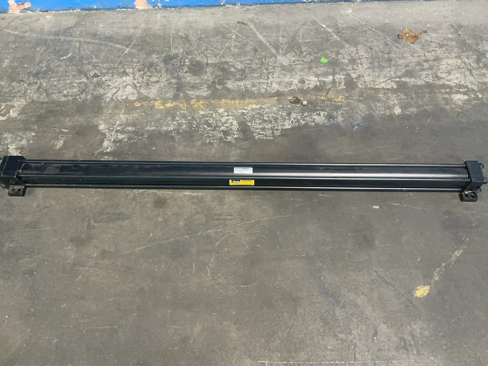 PARKER CYLINDER 2.00CC2HRNAT1S19AC52.000