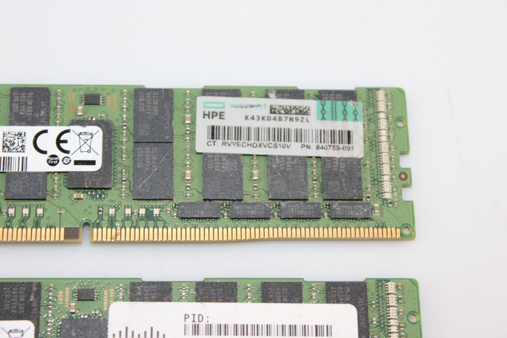 Lot of 2 Samsung 64GB DDR4-2666 PC4-21300 ECC LRDIMM Server Memory RAM (M386A8K4