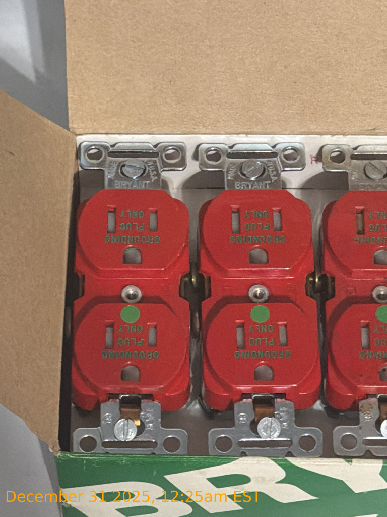 NEW Bryant 8200-Reds Safety Shutter Receptacle Red Hospital Grade Duplex 15 Amps