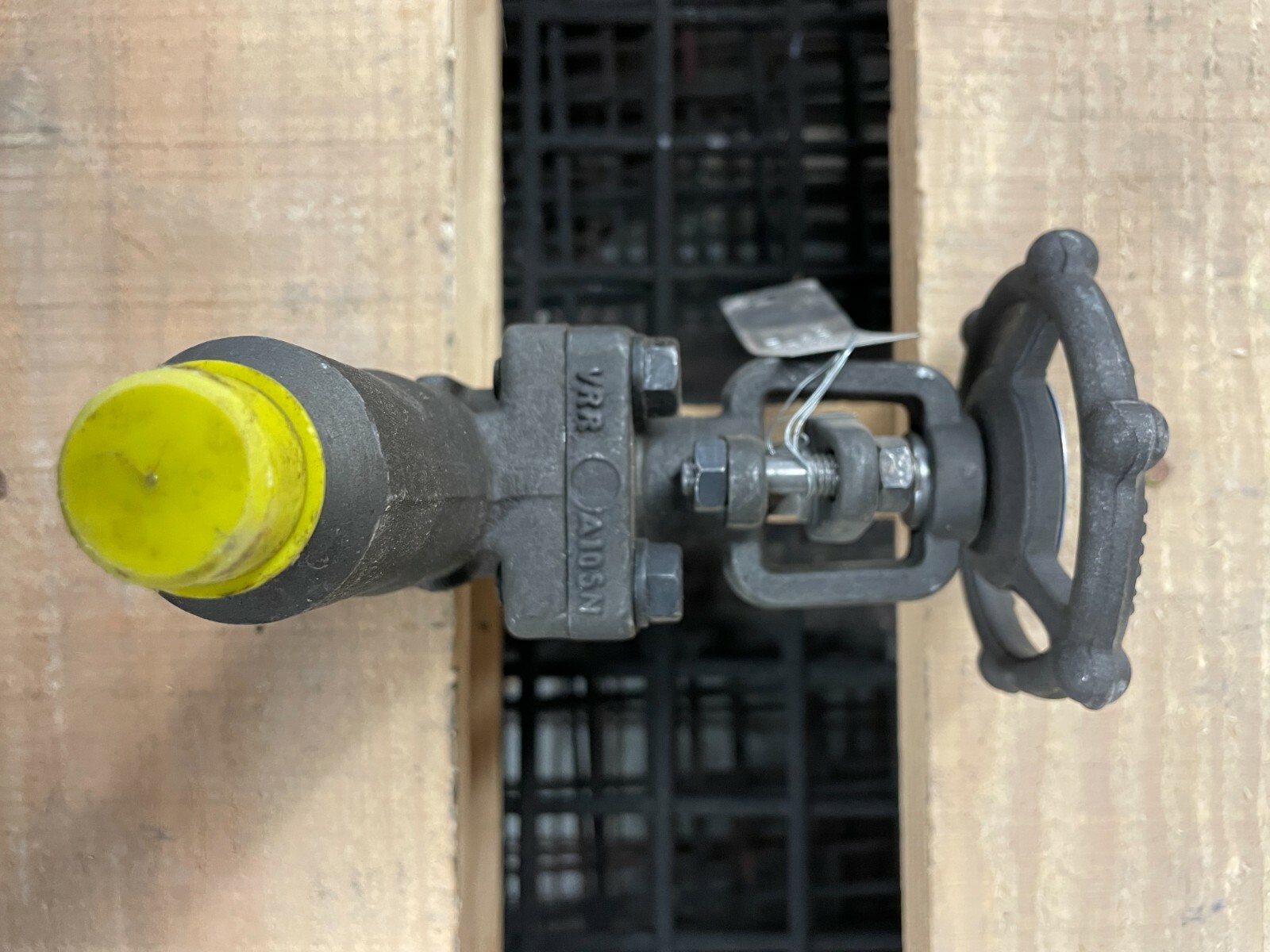 OMB MB-810 Gate Valve 1/2″ CL800 FNPT x Male Socket Insert A105N Forged Steel