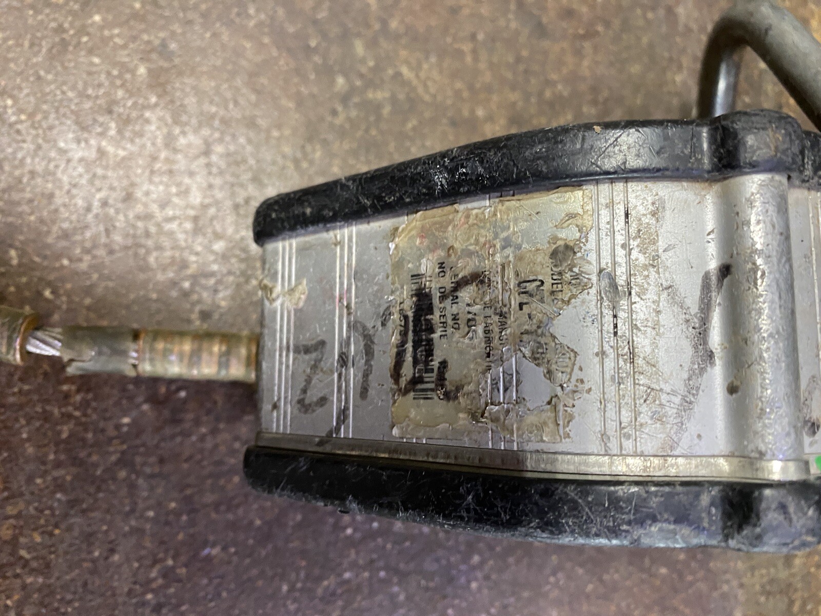 Unknow Name Brand Fall Protection Yoyo Cable Self Retracting Lifeline – Used-