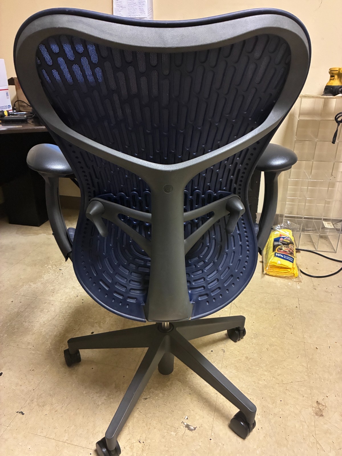 Herman Miller Mirra 2 Chair w/Adjustable Features Graphite Frame Full Restored