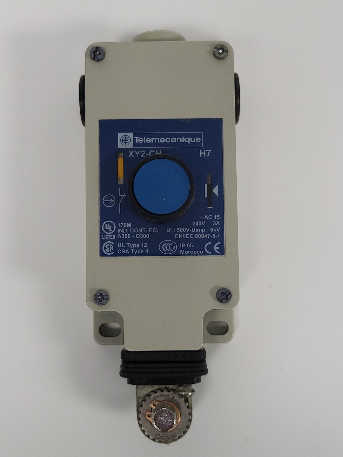 Telemecanique XY2C Latching Emergency Stop Cable Pull Switch XY2CH13150H7