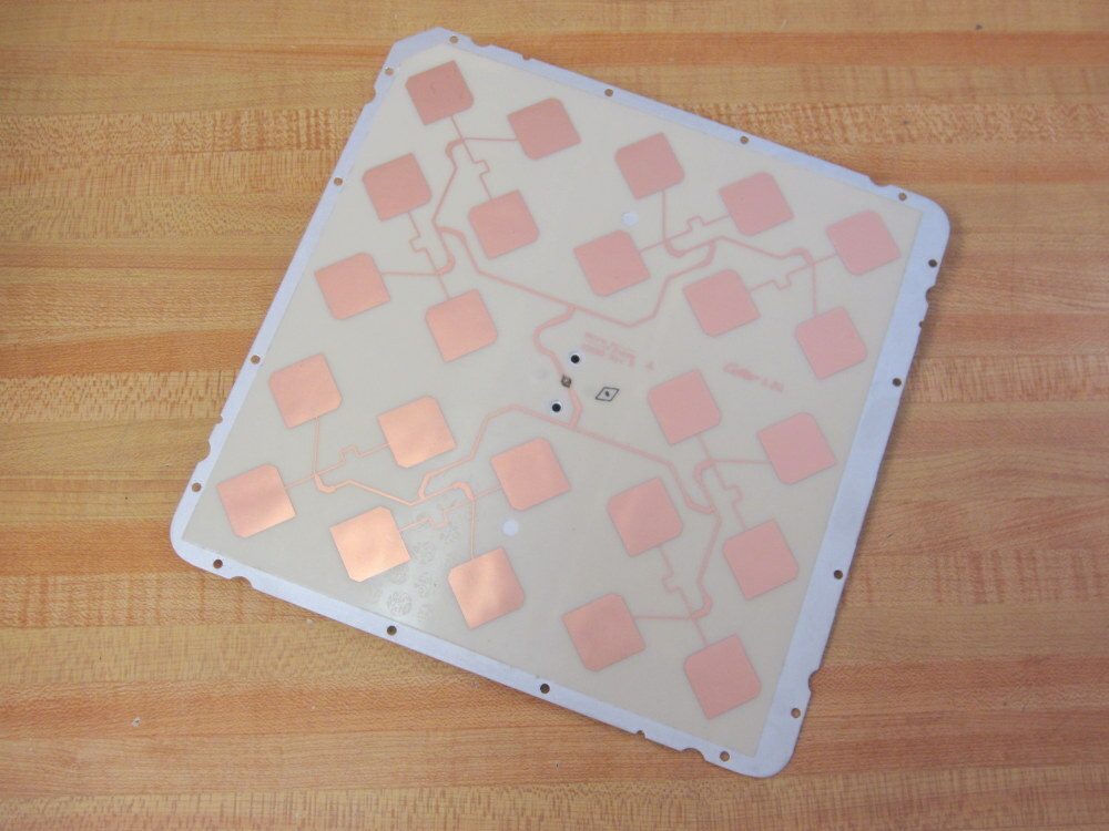 Micro Pulse 33608 Flat Panel Antenna 1000077900 3361ZZD Rev.B