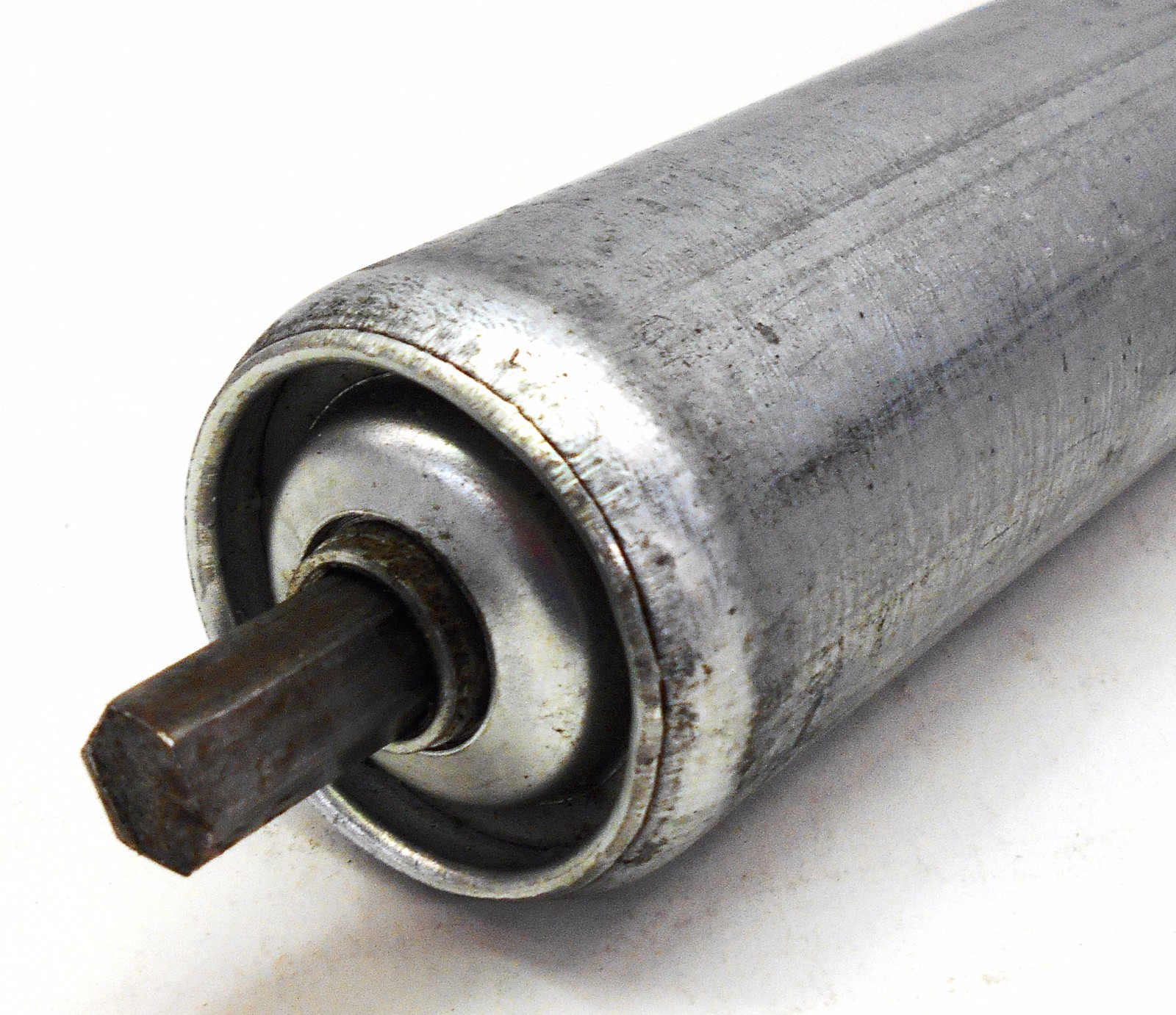 UNKNOWN BRAND CONVEYOR ROLLER, BF 15 5/8″, 1 7/8″ OD, 5/16″ HEX SHAFT