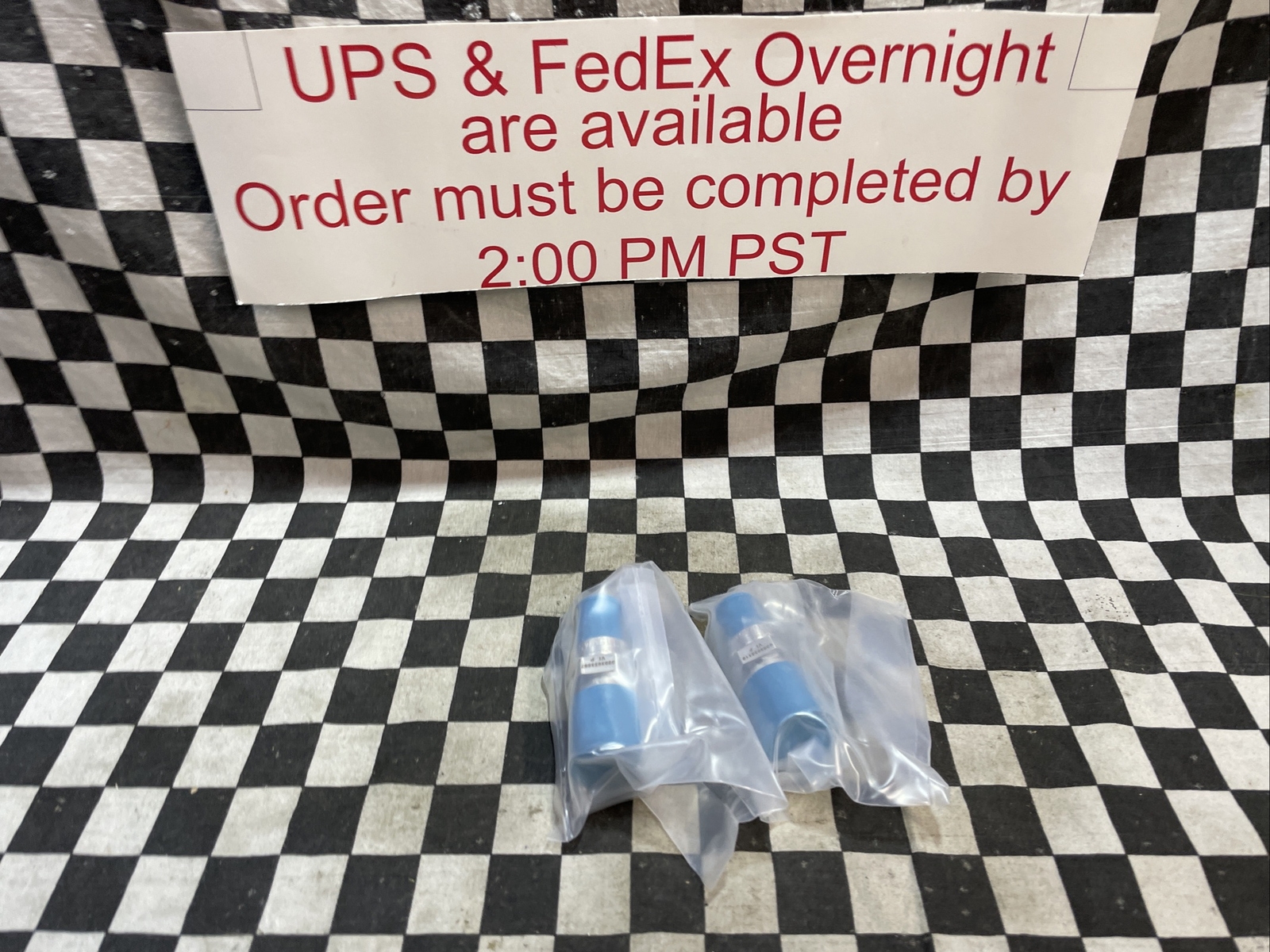 SWAGELOK 6L-CW4FR4VR4-P, 6LCW4FR4VR4P High Purity Check Valve 1/4″, VCR LOT OF 2