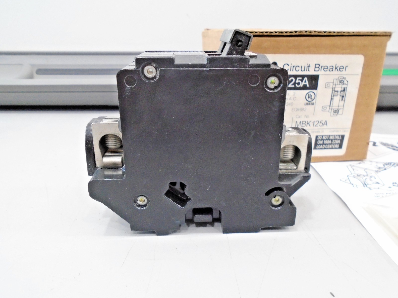 NEW Siemens MBK125A Circuit Breaker 125 Amp 2 pole 120/240 Volt AC