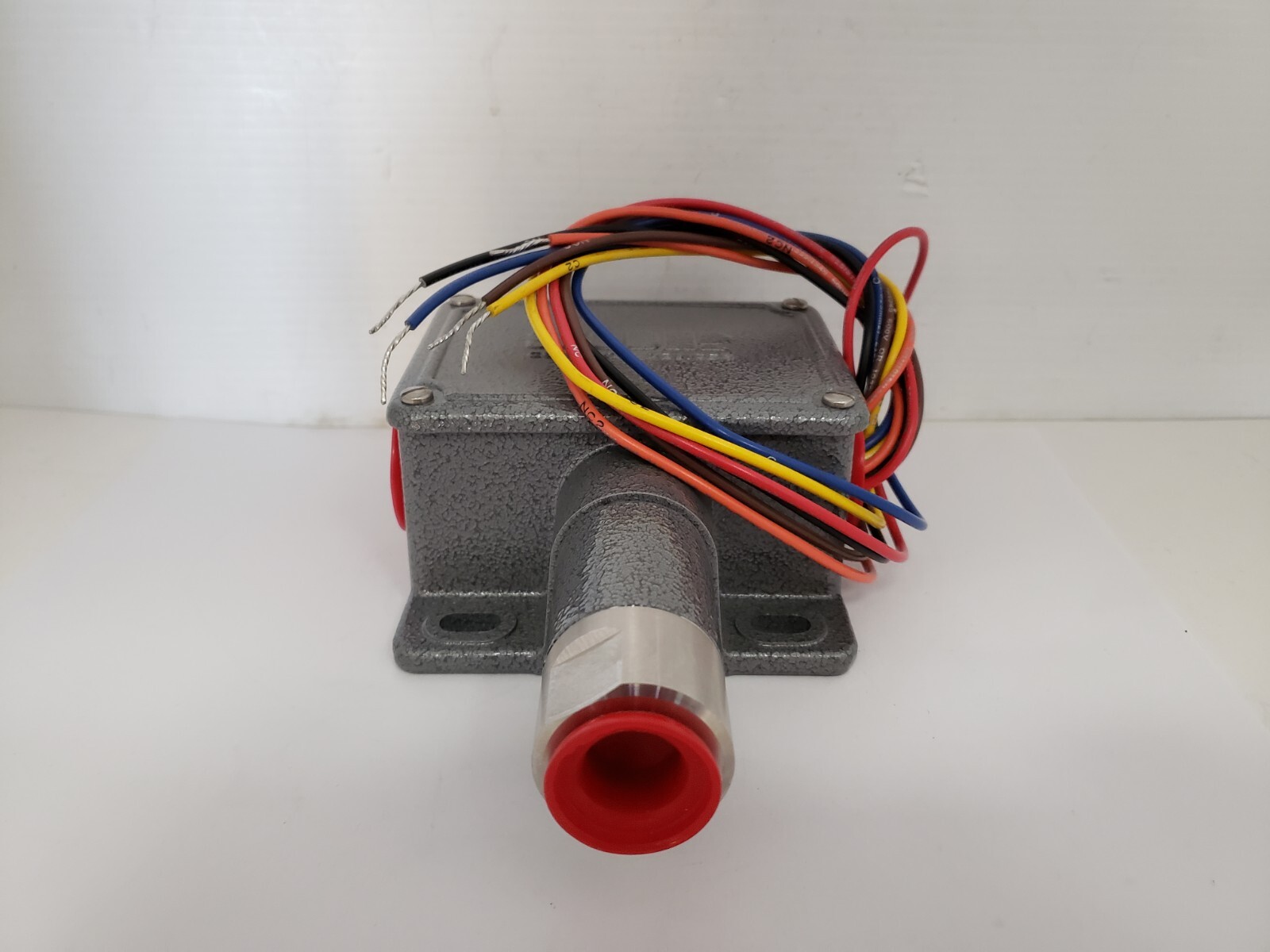 SOR 6N3-AA45-N4-C2A PRESSURE SWITCH 25-275-PSI ADJUSTABLE RANGE NNB