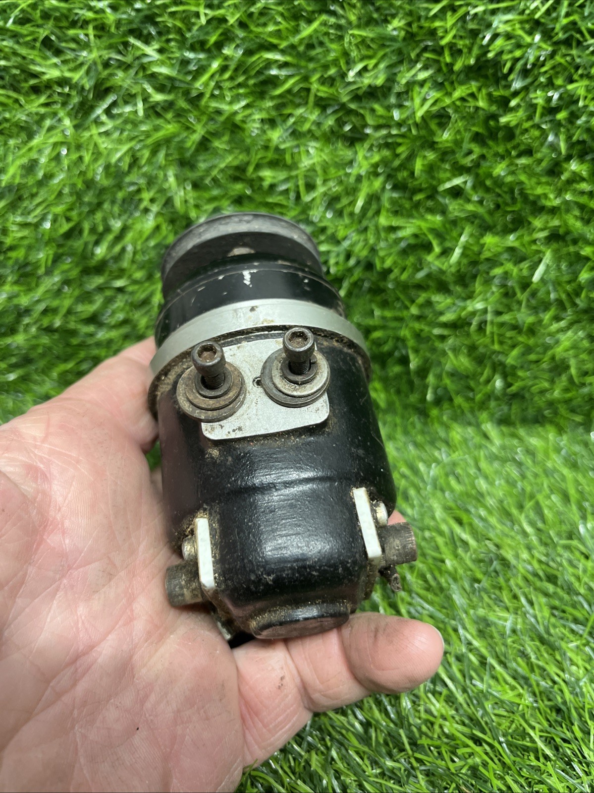 Elinco FB-186-3 Permanent Magnet DC Generator Motor Tachometer 4.4 v/1000 RPM Z3