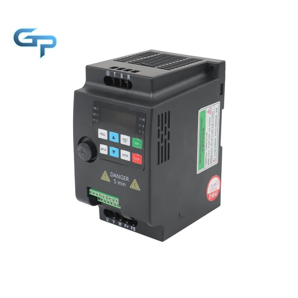 VFD Single To 3 Phase Variable Frequency Drive 2.2kW 3HP 220V Inverter
