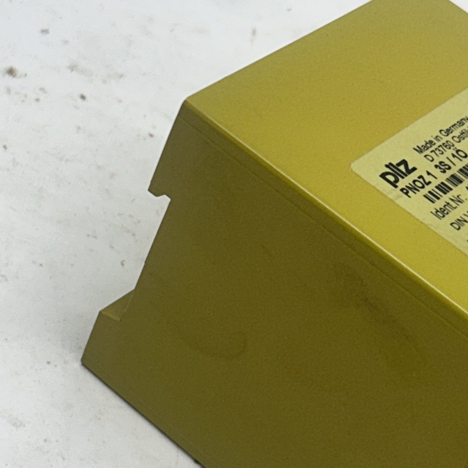 Pilz PNOZ 1 3S/10 Safety Relay 24vdc