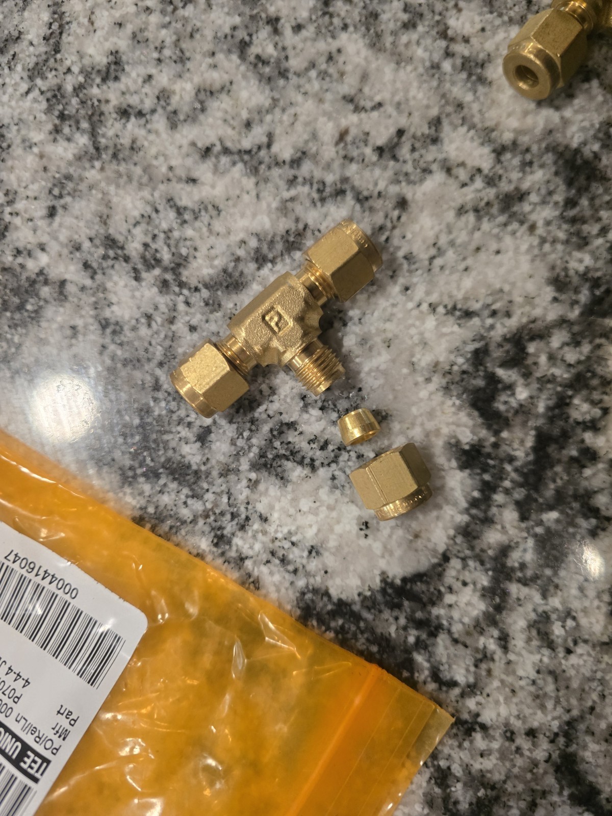 Parker 4-4-4 Jbz-B 1/4″ Cpi Brass Union Tee LOT Of 5