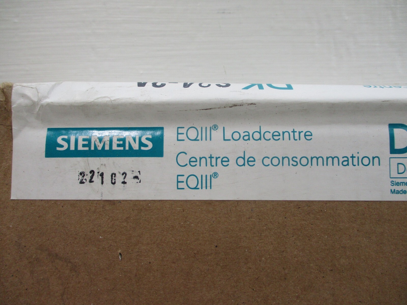NEW Siemens DKS24-2A EQ-III Load Center Door Kit Breaker Panel Front Cover Trim