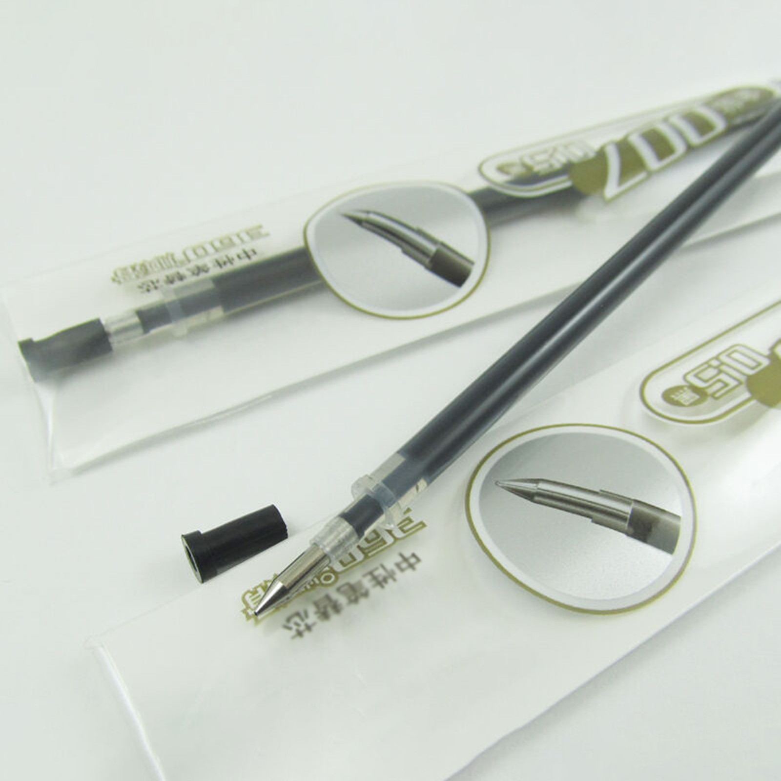 1 box of 20 pieces M&G MG-007 0.5mm Pipe Black Gel Ink Pen Refills Bullet-shaped