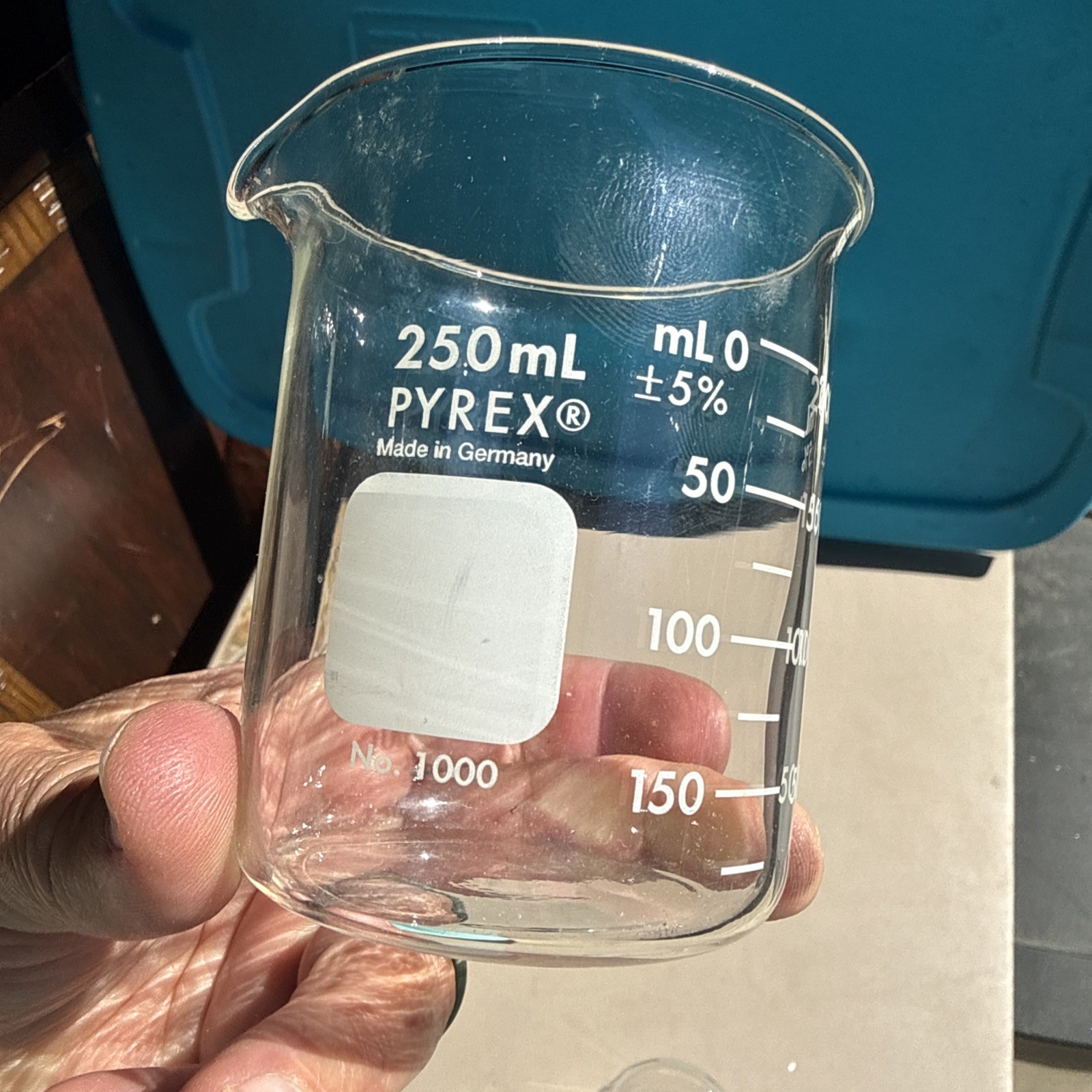 VTG Pyrex No 1000 & 1003 Glass Laboratory Beakers 600 400 250 & 150 mL