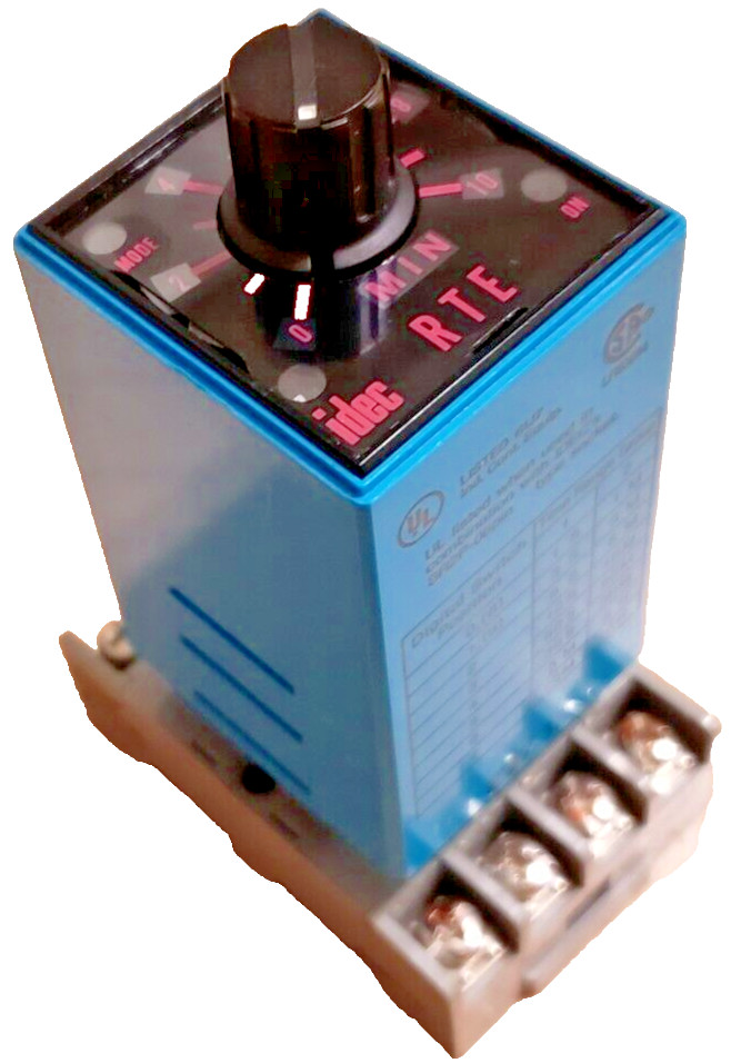 IDEC RTE-P11 / RTEP11 ANALOG ELECTRONIC TIMER 120V RELAY