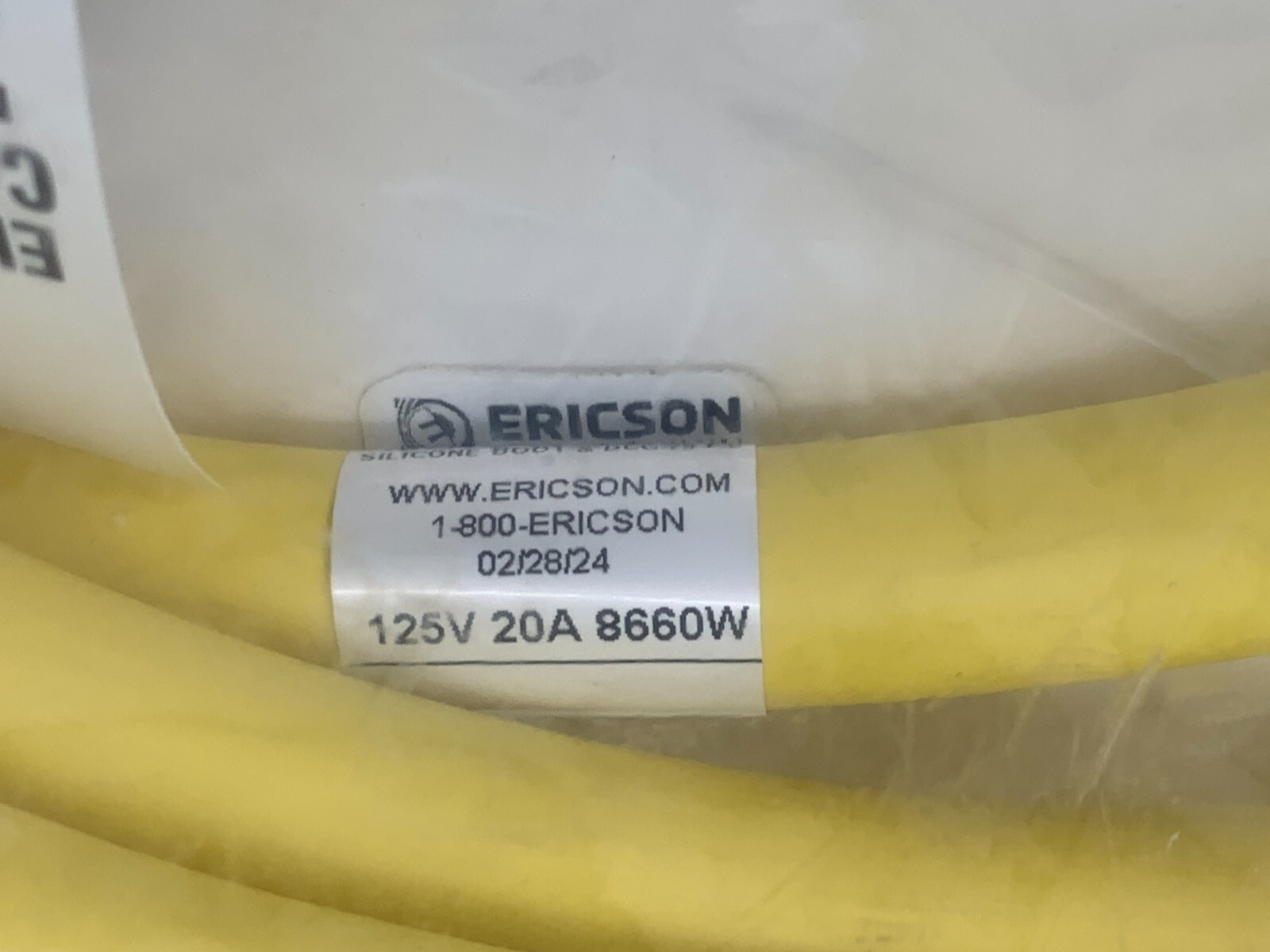 Ericson 24010255 Cord Drop Perma-Kleen Antimicrobial 20′ 12/4 Yellow Cable 125V