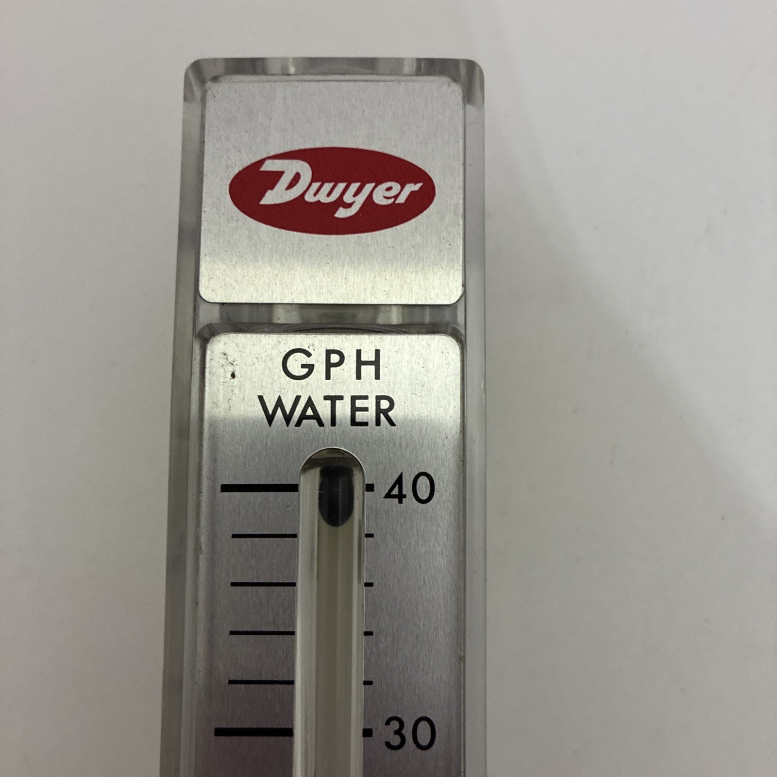Dwyer RMB-84 Rate-Master Flow Meter 4-40 GPH Water 1/4 FNPT Flowmeter