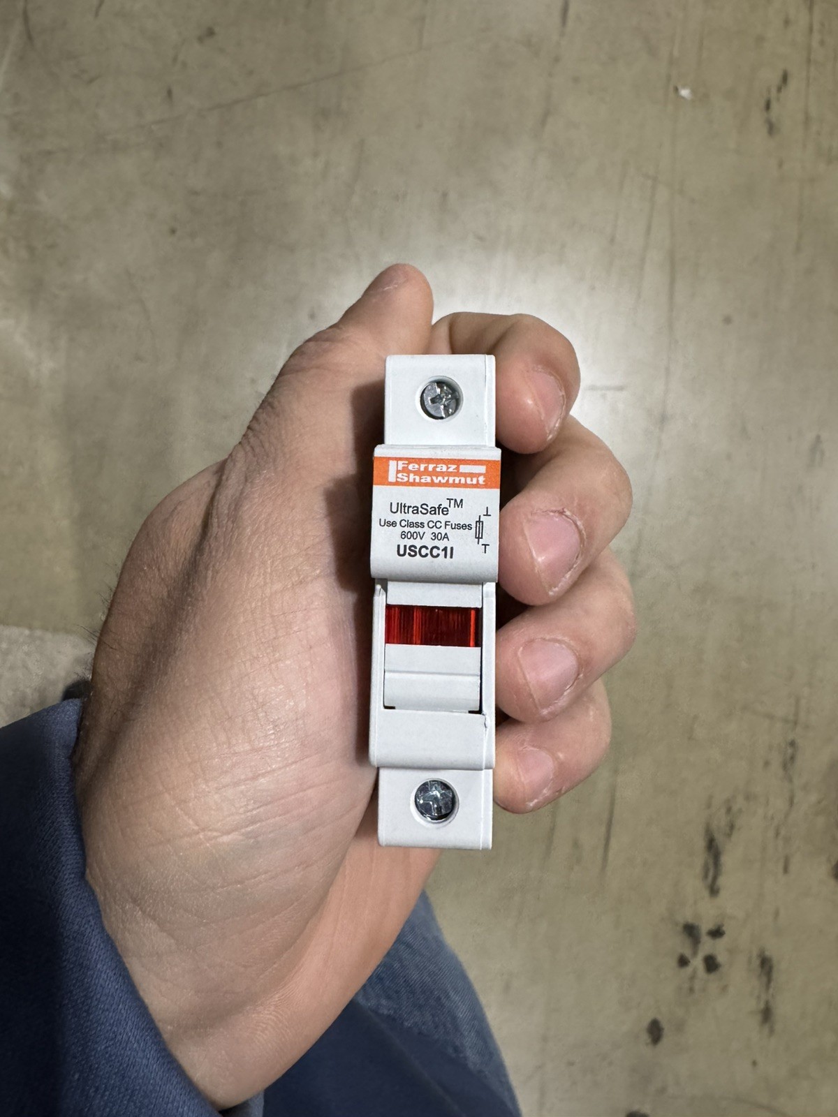 Mersen Ferraz-Shawmut USCC1I – UltraSafe™ Class CC Fuse Holder (1-pole)