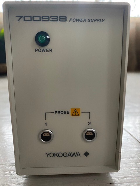 New Yokogawa current probe 701930, 150A with power supply 701938 (120V)