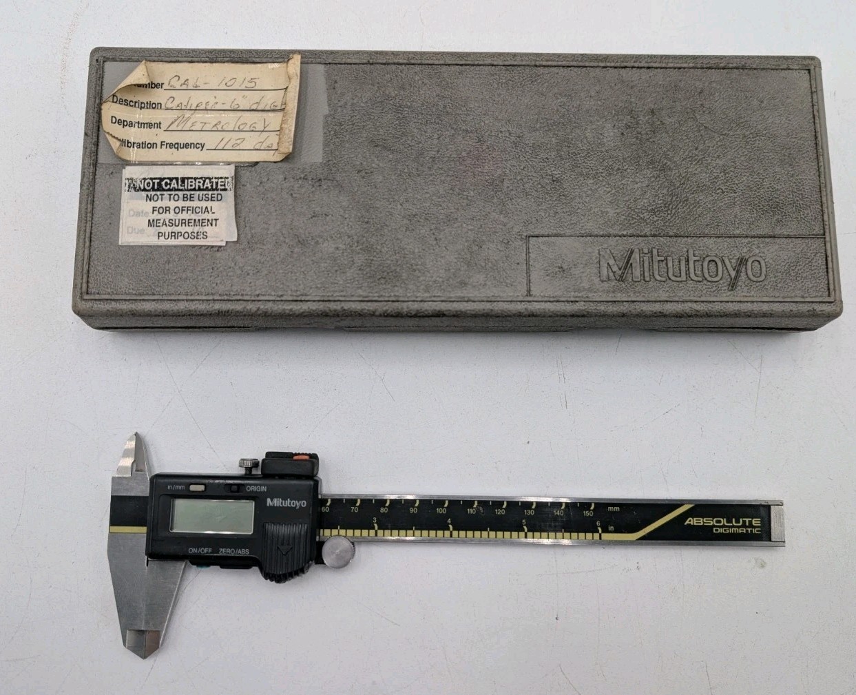 Mitutoyo 500-196-30 1.5V Absolute Digital Digimatic Vernier Caliper