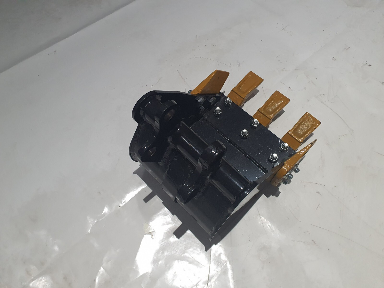Agrotk 300MM Tooth Bucket Attachment for Mini Excavator Digger 2-Teeth Buckets