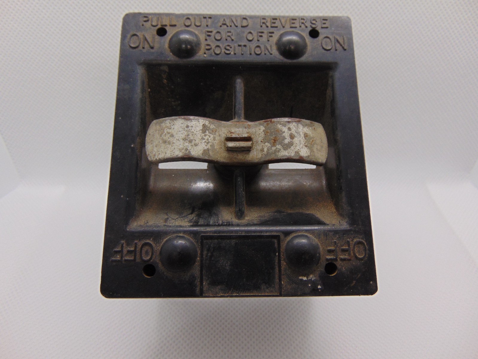 Cutler Hammer CH 60 Amp 120 240Volt Fuse Holder Pull Out PULLOUT 60A
