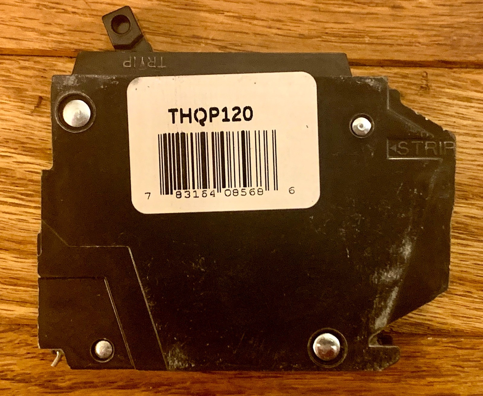 10- BRAND NEW GE SLIM 1 POLE CIRCUIT BREAKERS (5-THQP115 15A) & (5-THQP120 20A)